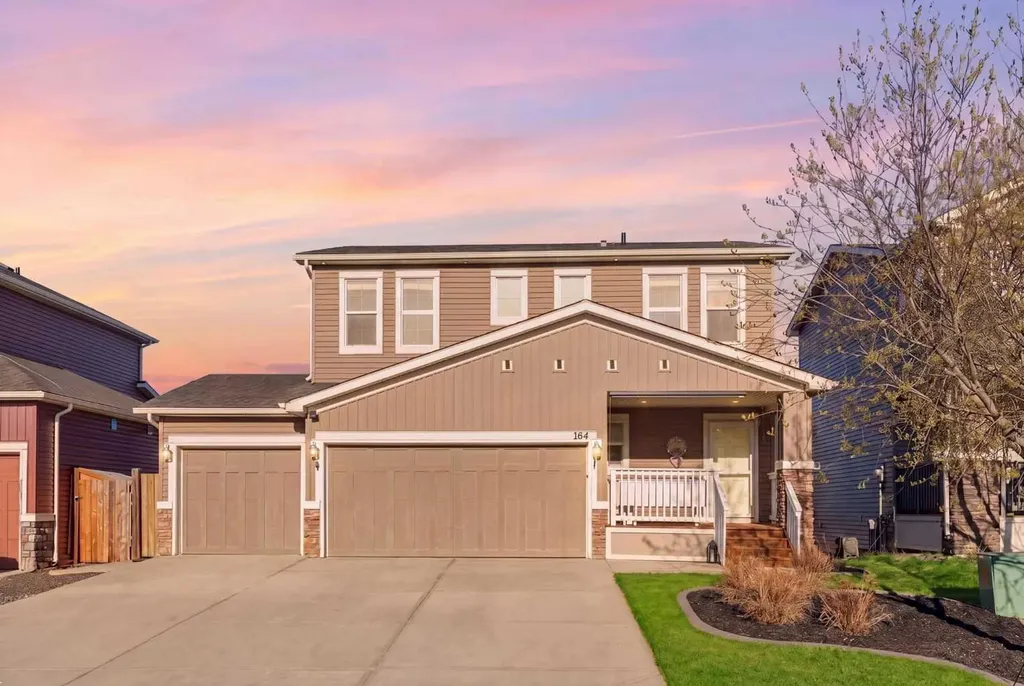 164 West Creek Green Chestermere AB T1X 0B4