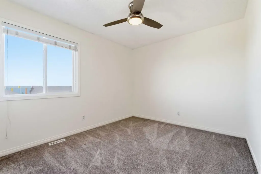 164 West Creek Green Chestermere AB T1X 0B4