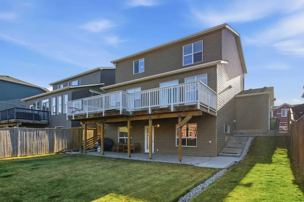 164 West Creek Green Chestermere AB T1X 0B4