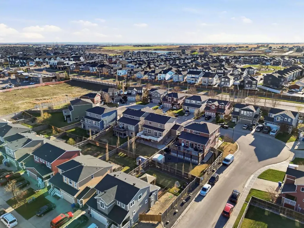 164 West Creek Green Chestermere AB T1X 0B4