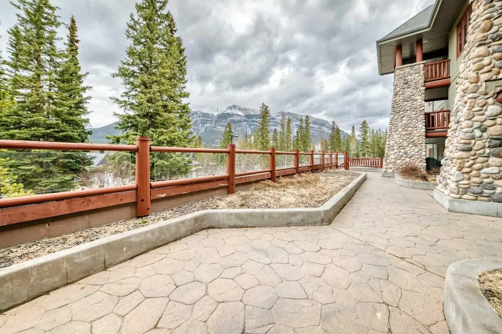 150 Crossbow Place Canmore AB T1W 3H5