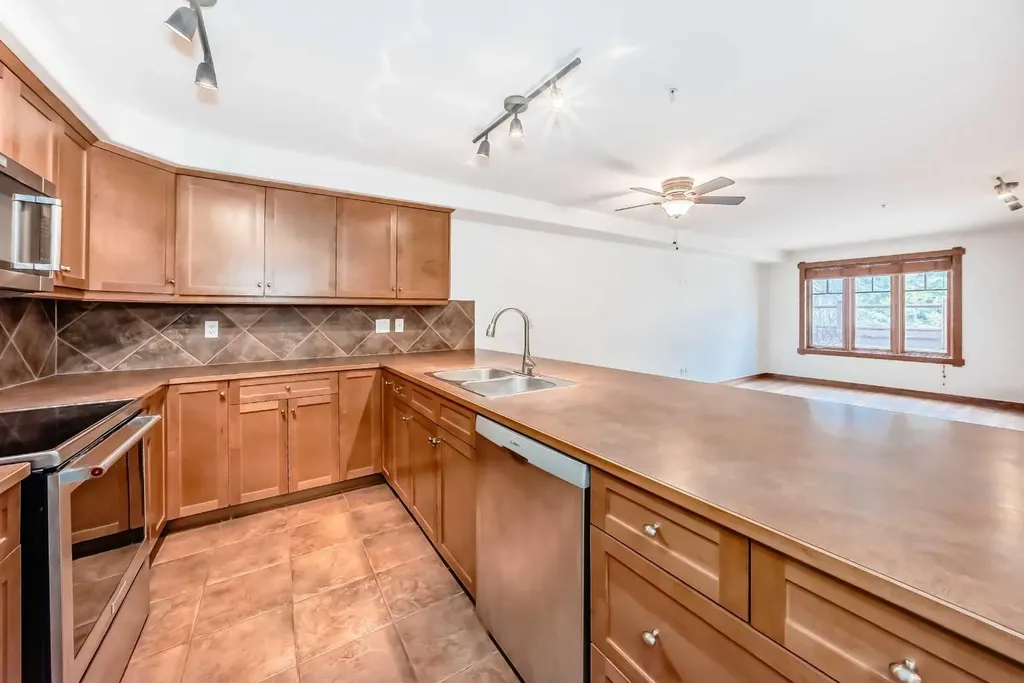 150 Crossbow Place Canmore AB T1W 3H5