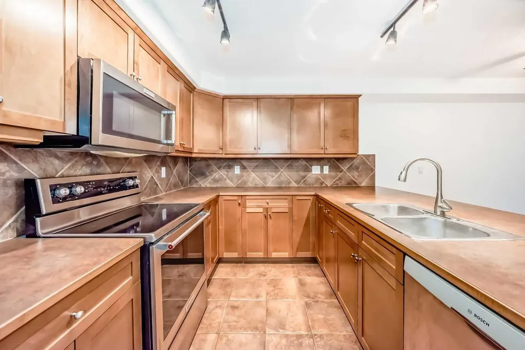 150 Crossbow Place Canmore AB T1W 3H5