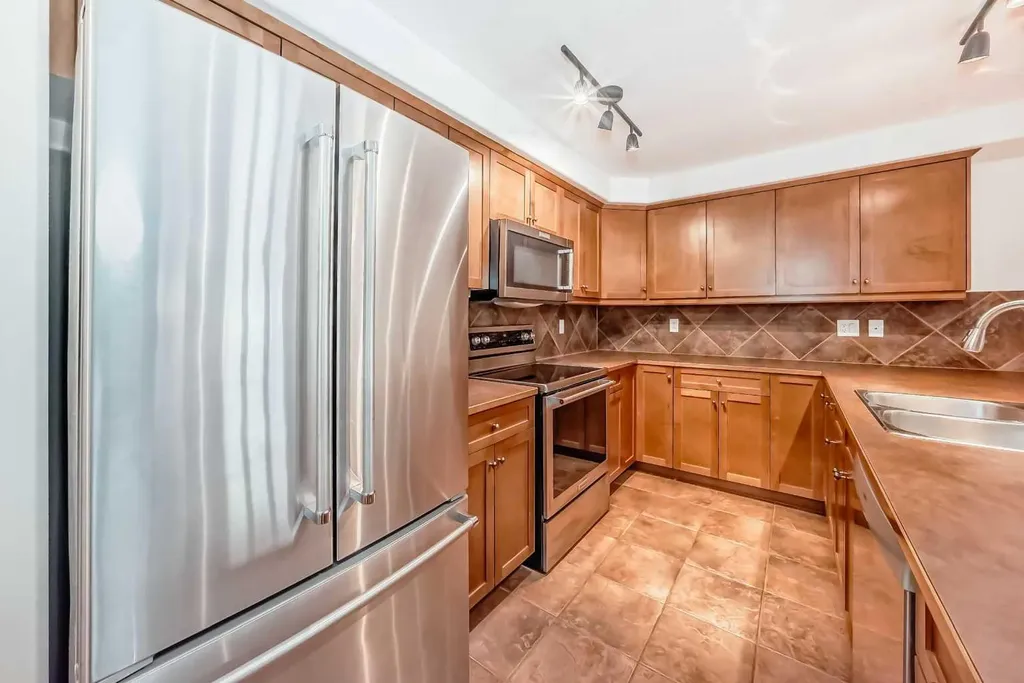 150 Crossbow Place Canmore AB T1W 3H5