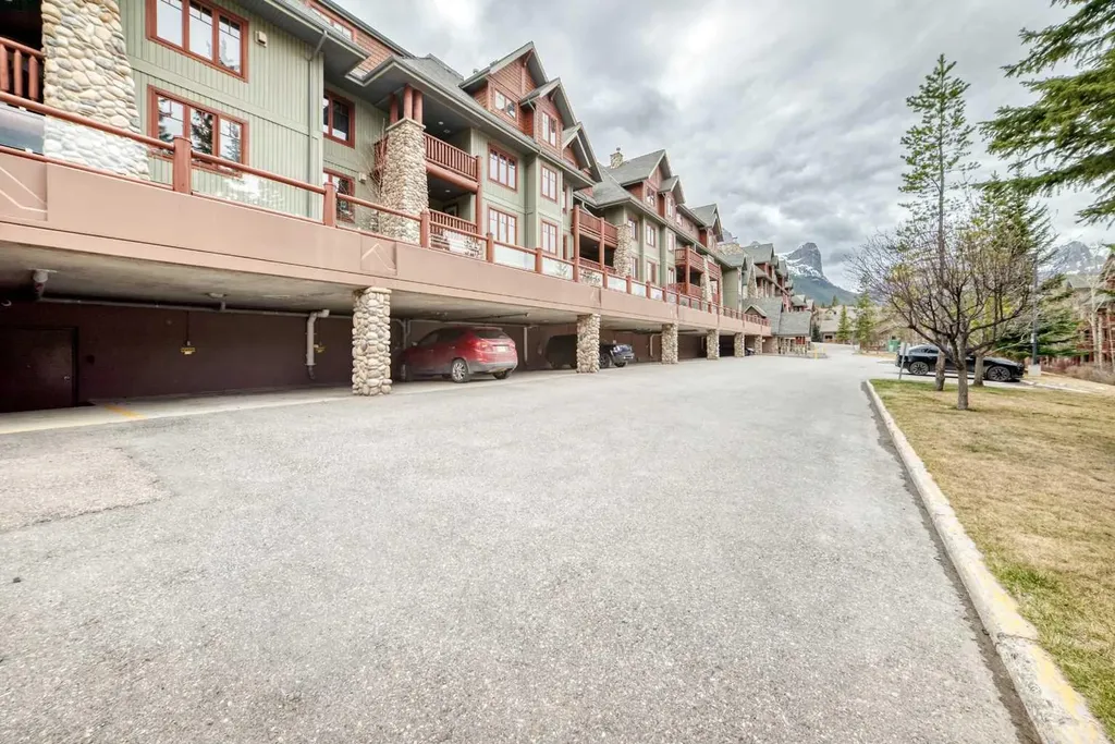 150 Crossbow Place Canmore AB T1W 3H5