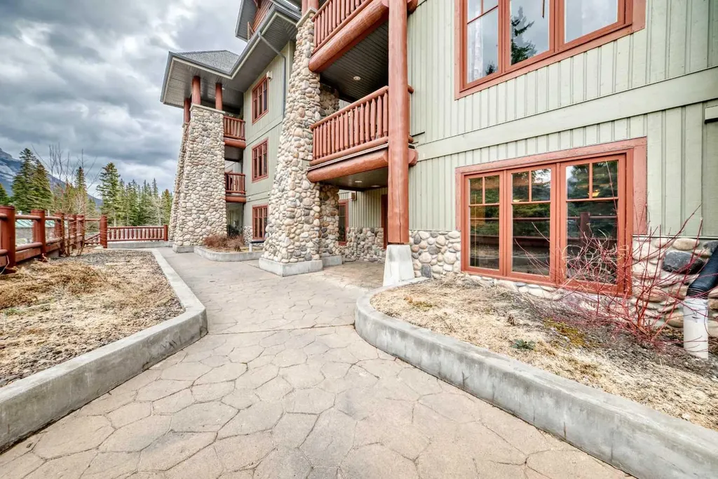 150 Crossbow Place Canmore AB T1W 3H5