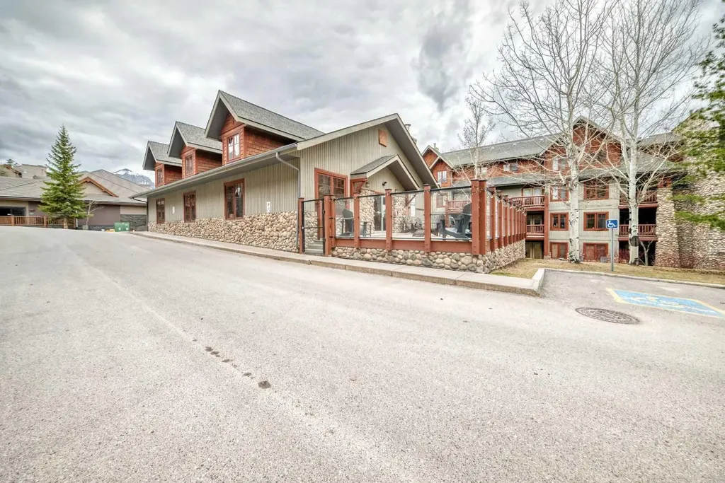 150 Crossbow Place Canmore AB T1W 3H5
