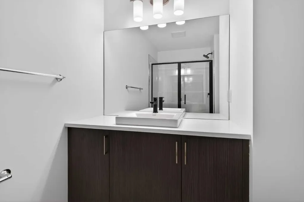 2231 81st Street SW Calgary AB T3H 6M4