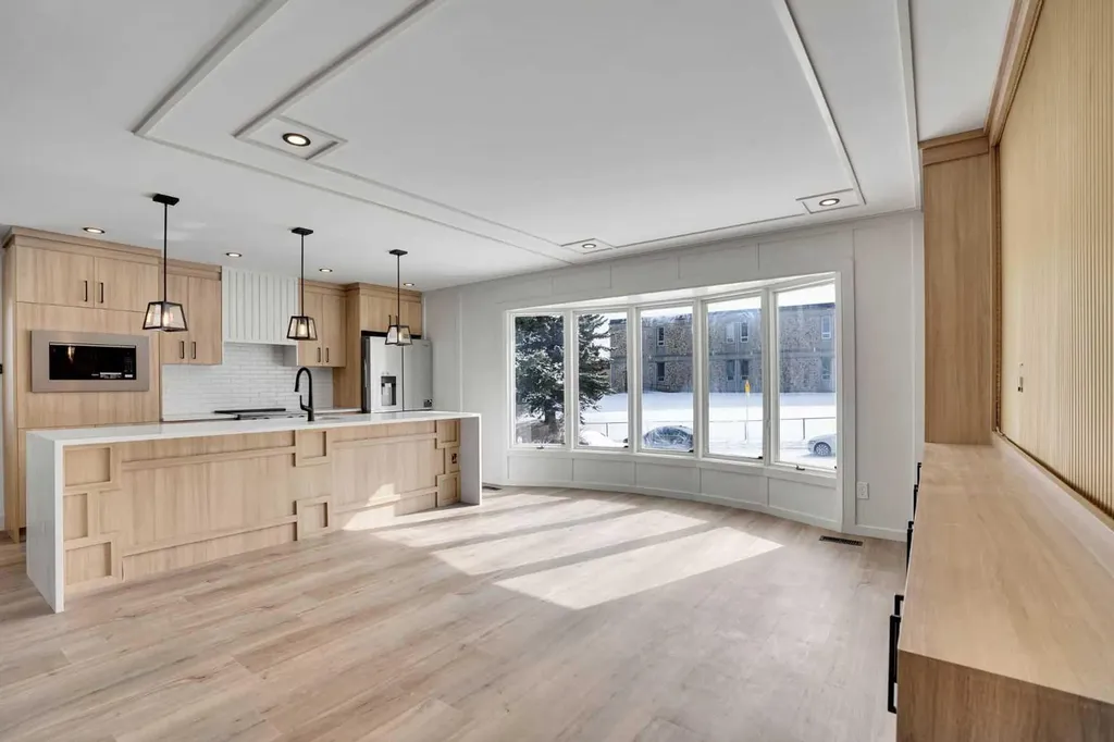 908 Stonehaven Road SW Calgary AB T2W 0P6