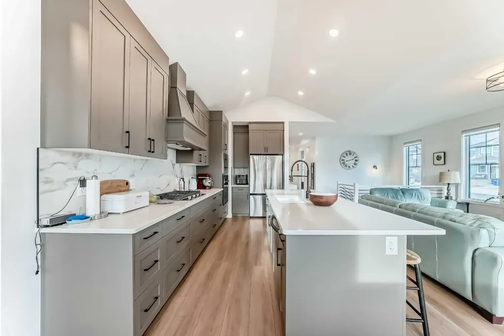 568 Grayling Bend Rural Rocky View County AB T3Z 0H6