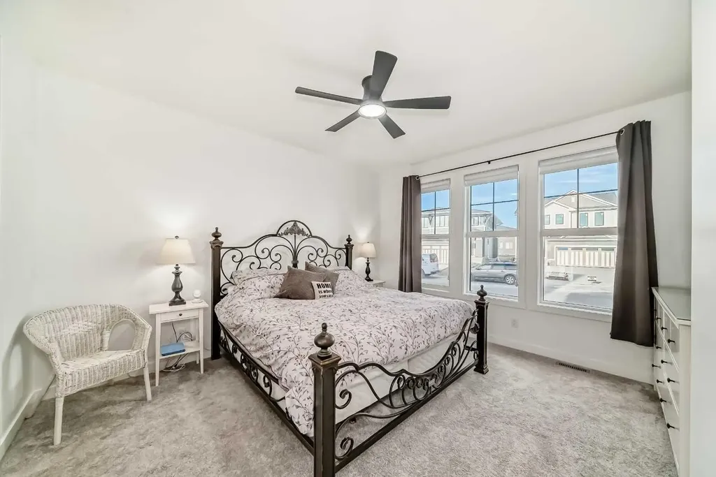 568 Grayling Bend Rural Rocky View County AB T3Z 0H6