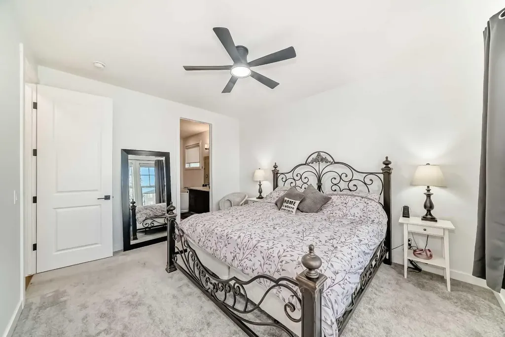 568 Grayling Bend Rural Rocky View County AB T3Z 0H6