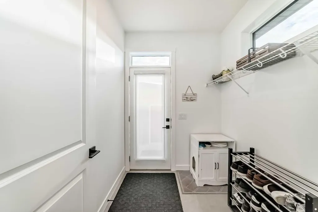568 Grayling Bend Rural Rocky View County AB T3Z 0H6