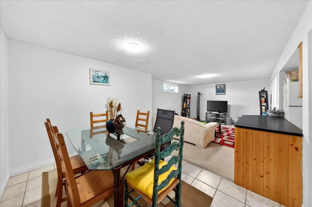 3620 28 Street SE Calgary AB T2B 2H9
