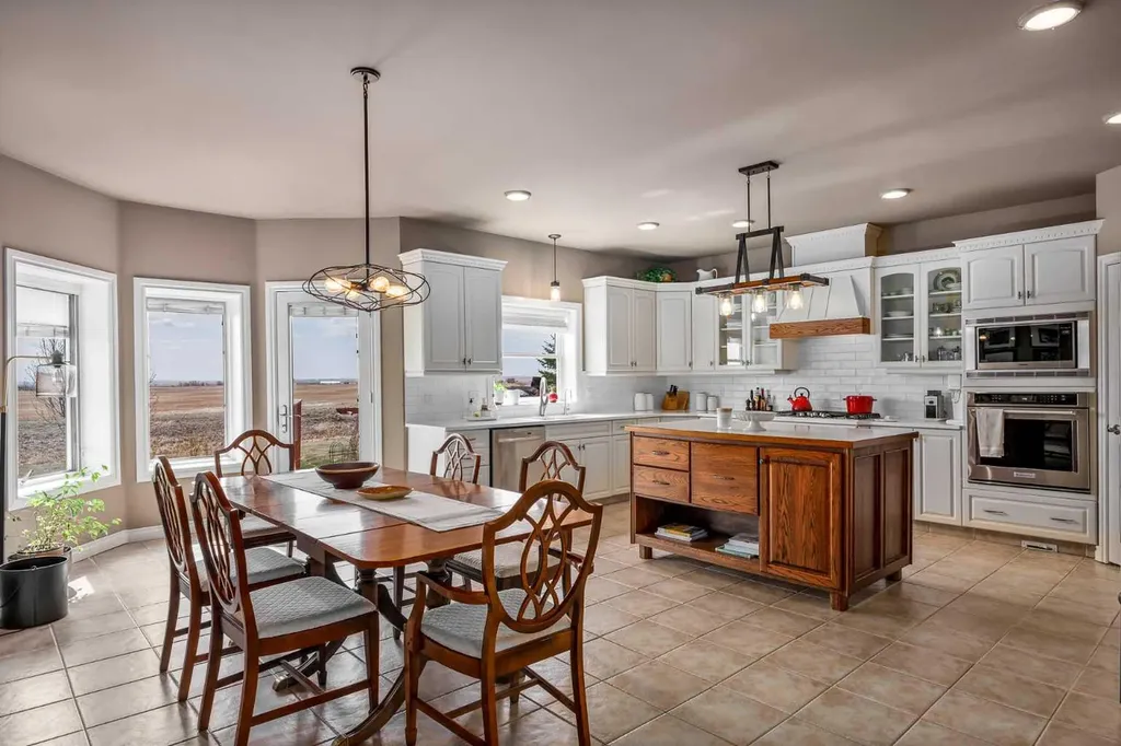 262039 Township Road 224 Rural Wheatland County AB T0J 0M0