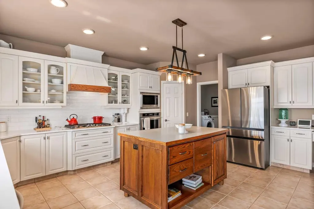 262039 Township Road 224 Rural Wheatland County AB T0J 0M0