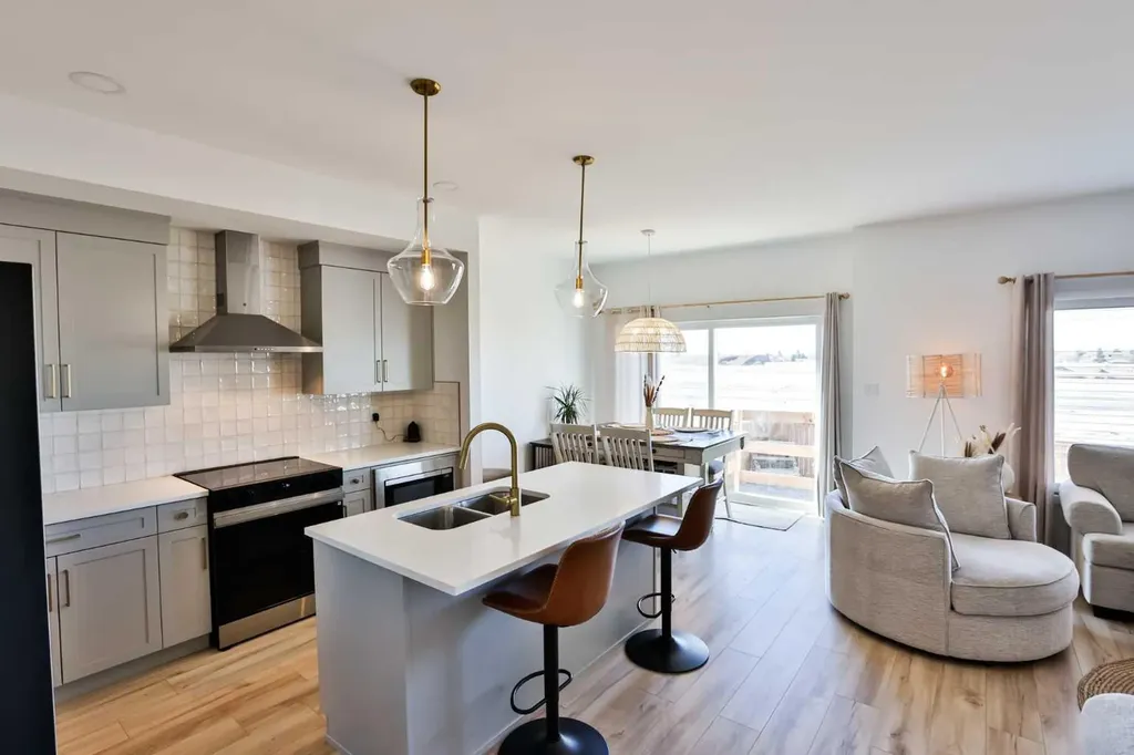 174 Caribou Bend N Lethbridge AB T1H 7J8