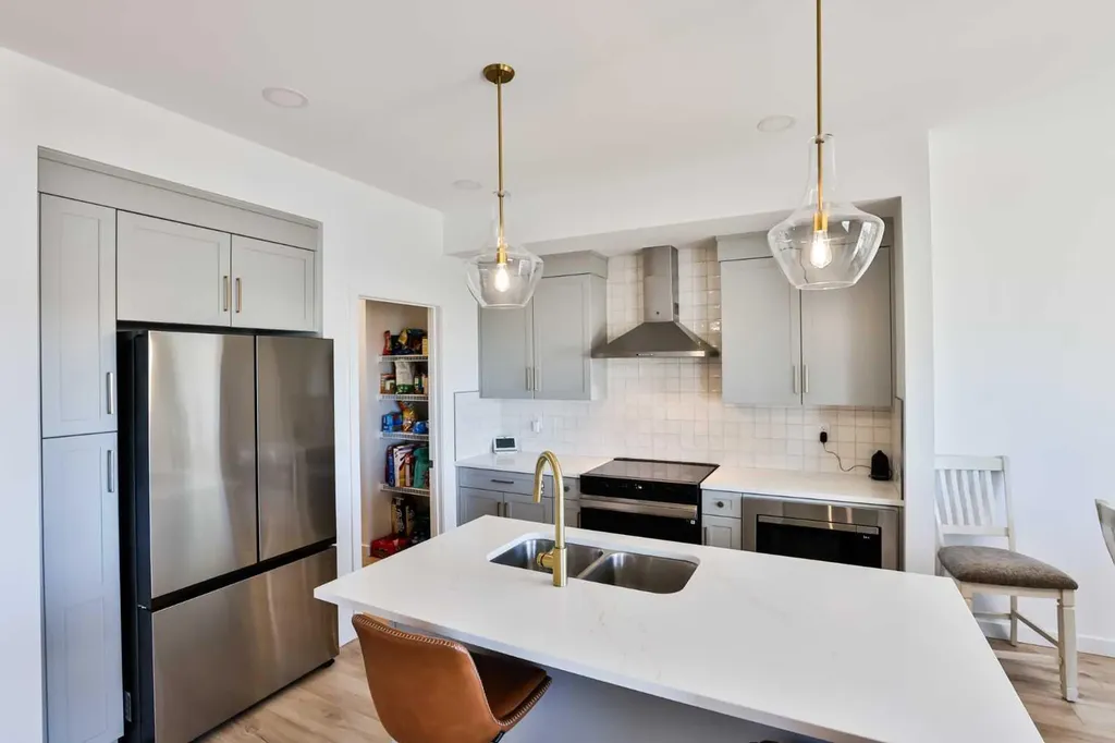 174 Caribou Bend N Lethbridge AB T1H 7J8