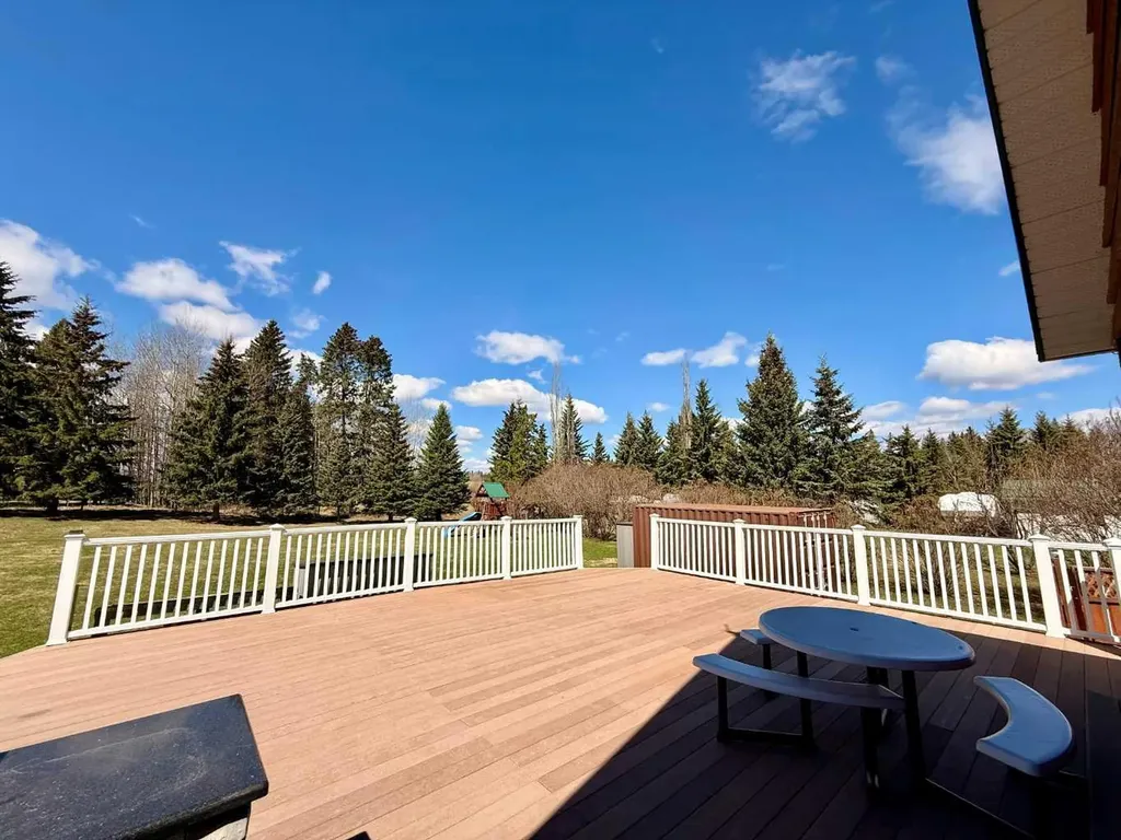 62045 Twp 462 Buck Lake AB T0C 0T0