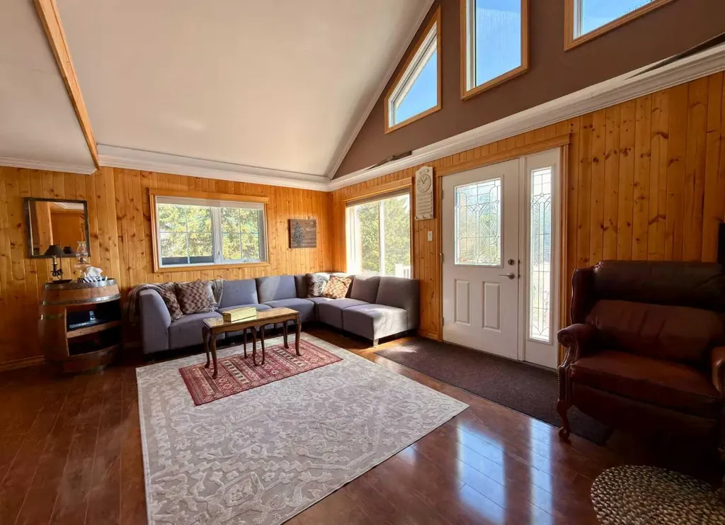 62045 Twp 462 Buck Lake AB T0C 0T0