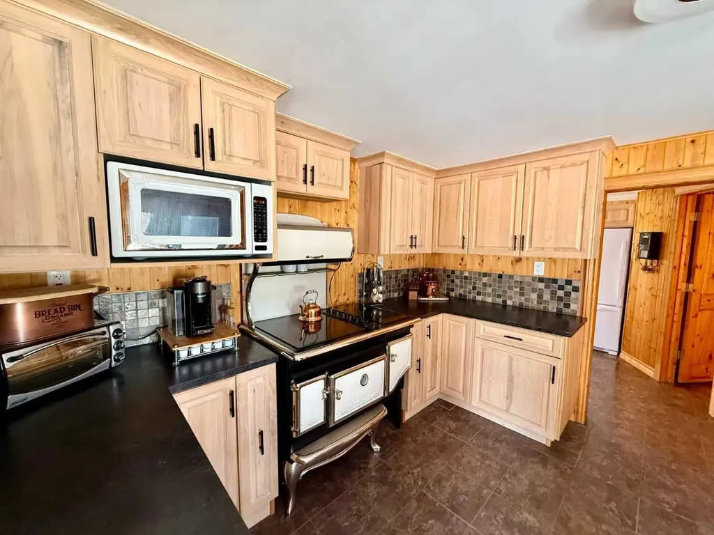 62045 Twp 462 Buck Lake AB T0C 0T0