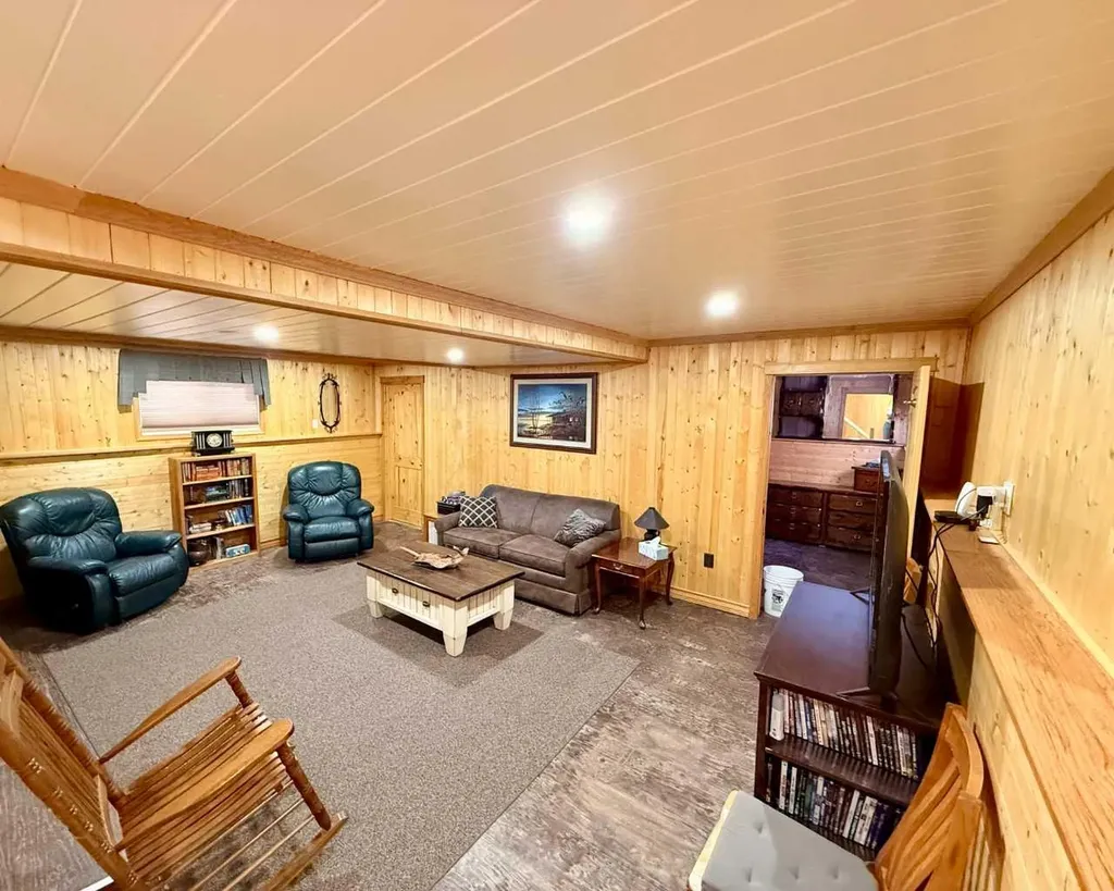62045 Twp 462 Buck Lake AB T0C 0T0