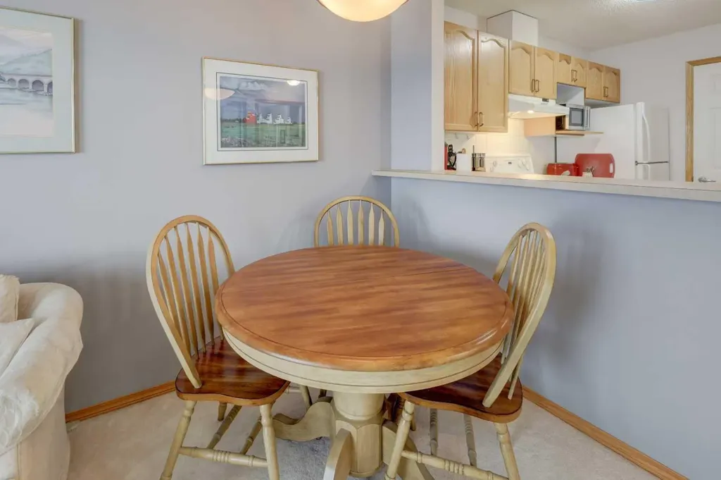 950 Arbour Lake Road NW Calgary AB T3G 5B3