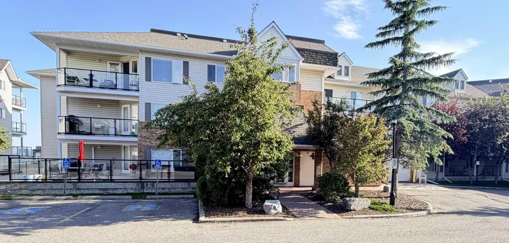 950 Arbour Lake Road NW Calgary AB T3G 5B3