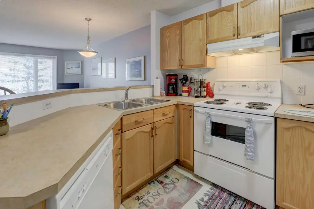 950 Arbour Lake Road NW Calgary AB T3G 5B3