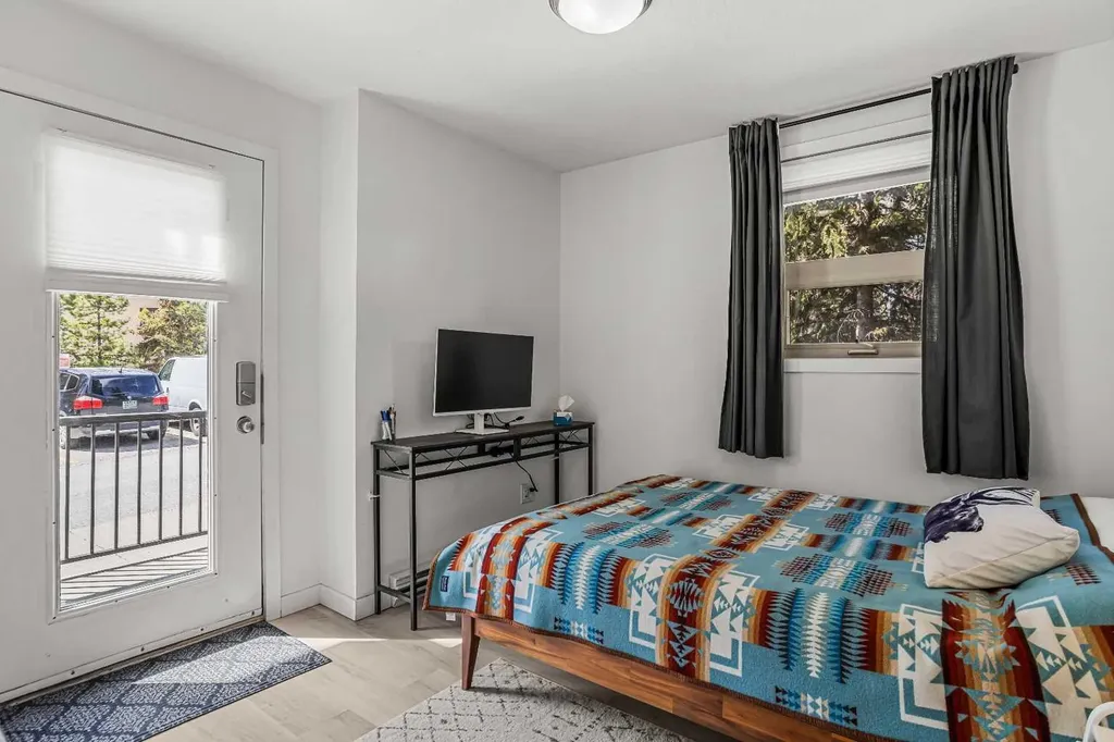 186 Kananaskis Way Canmore AB T1W 0A2