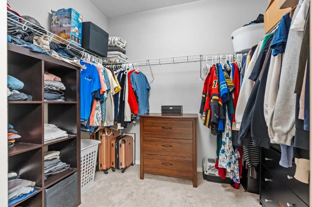 370 Harvest Hills Common Calgary AB T3K2M8