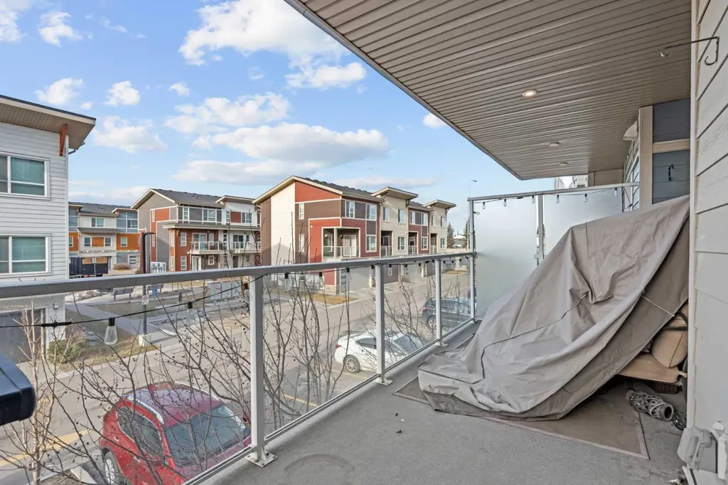 370 Harvest Hills Common Calgary AB T3K2M8