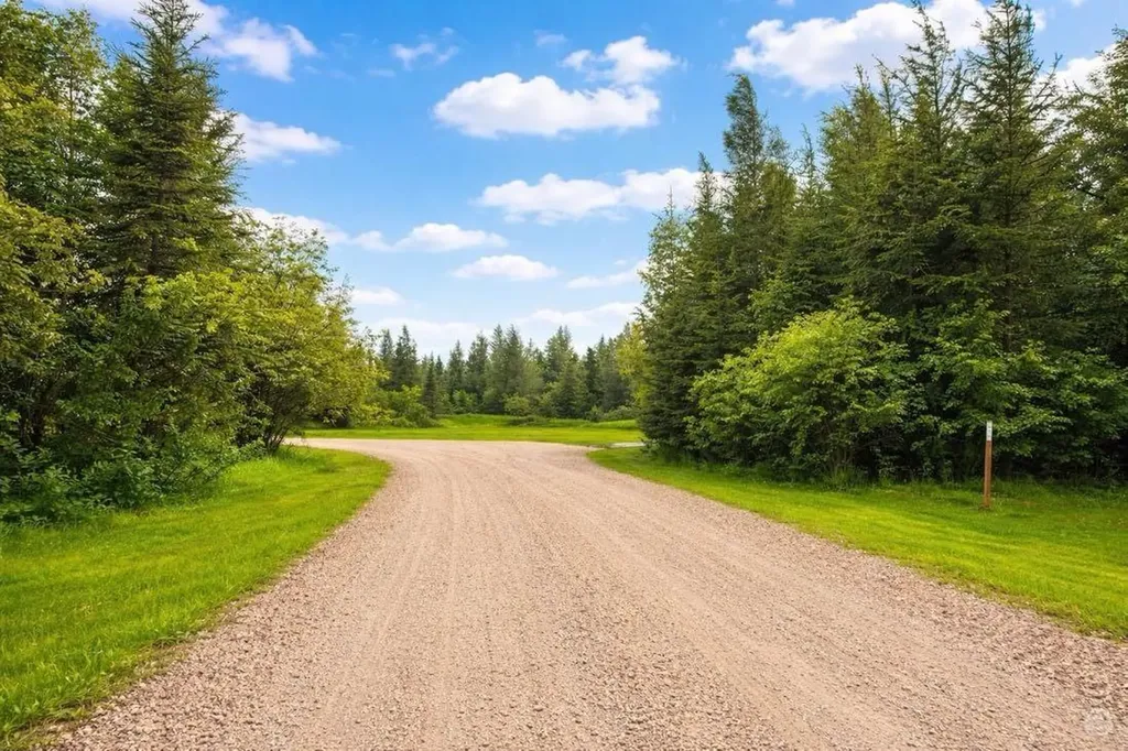 131074 Township Road 590 Rural Woodlands County AB T7S 1N5