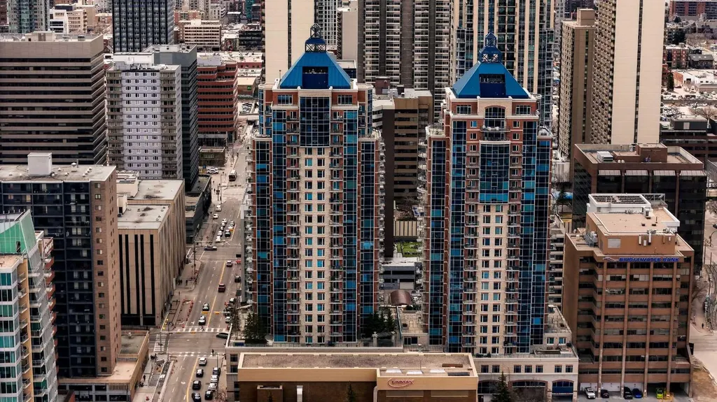 910 5 Avenue SW Calgary AB T2P 0C3