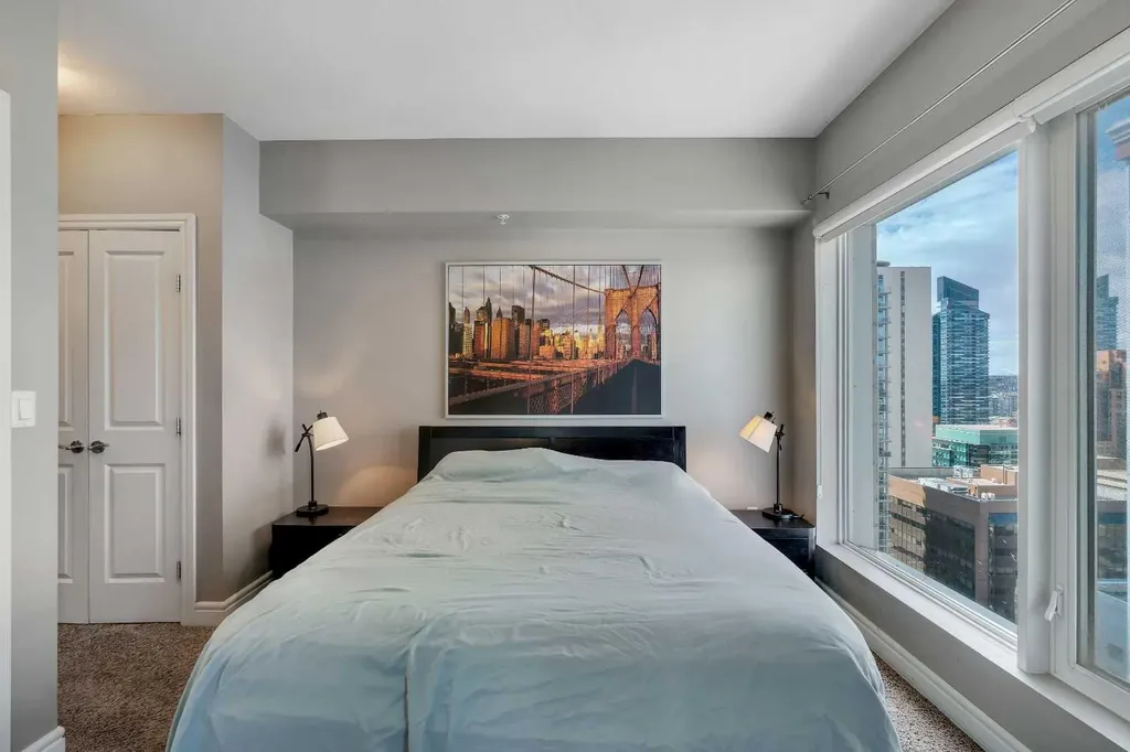 910 5 Avenue SW Calgary AB T2P 0C3