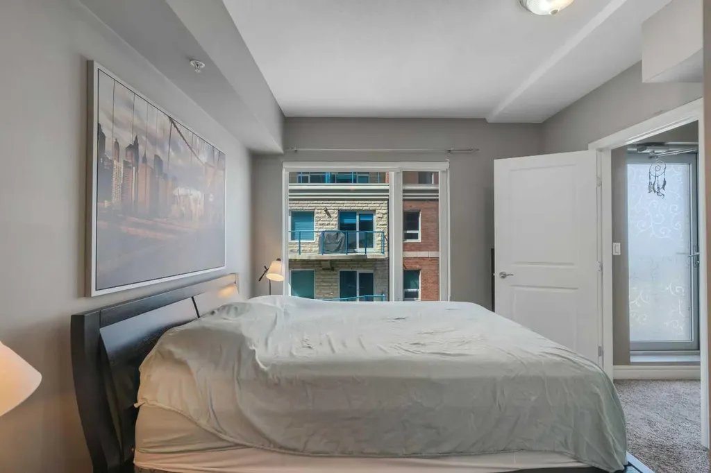 910 5 Avenue SW Calgary AB T2P 0C3