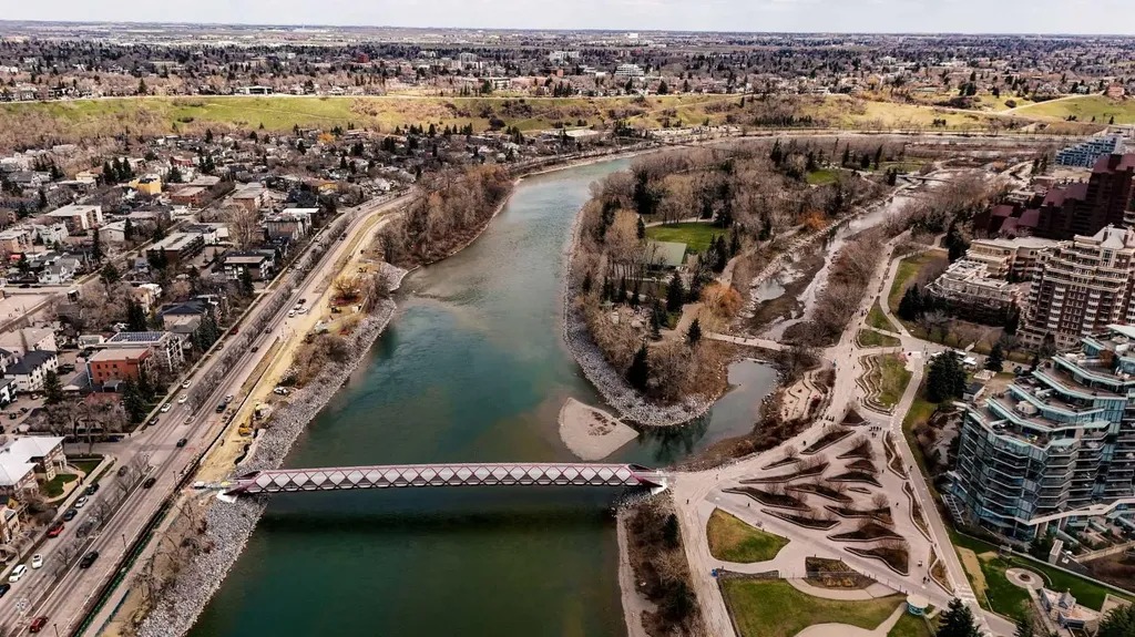 910 5 Avenue SW Calgary AB T2P 0C3