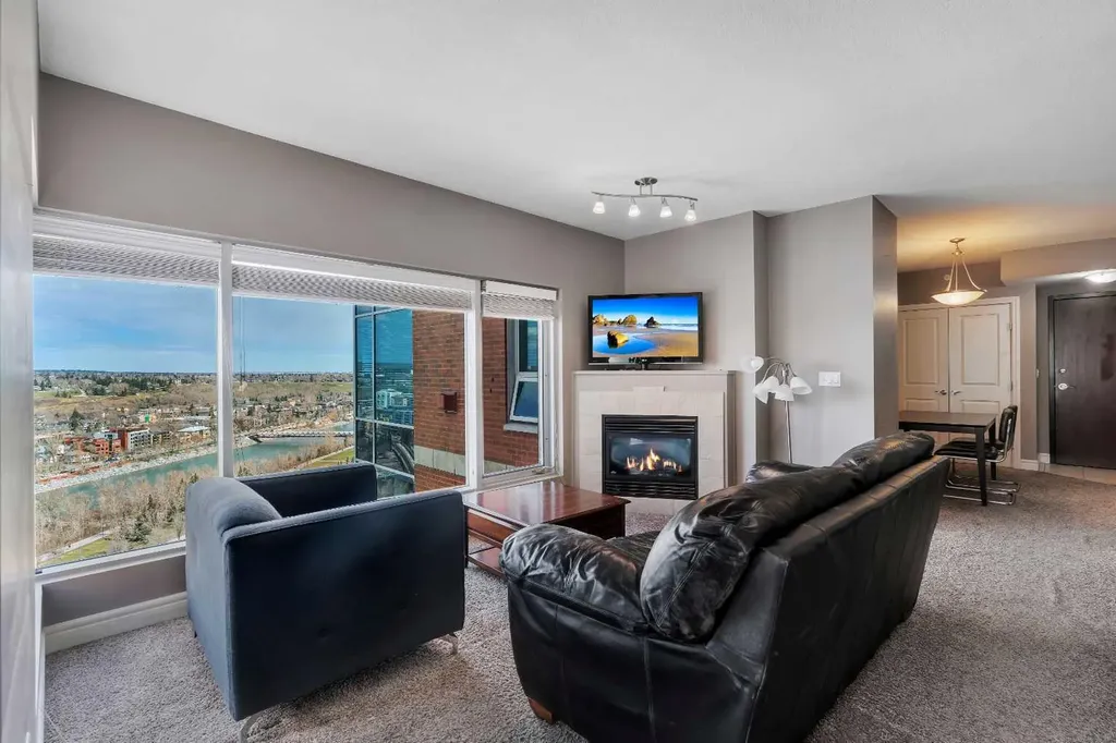 910 5 Avenue SW Calgary AB T2P 0C3