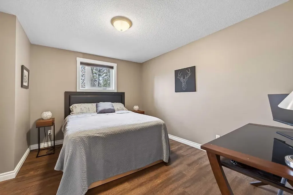 756 East Chestermere Drive Chestermere AB T1X 1A6
