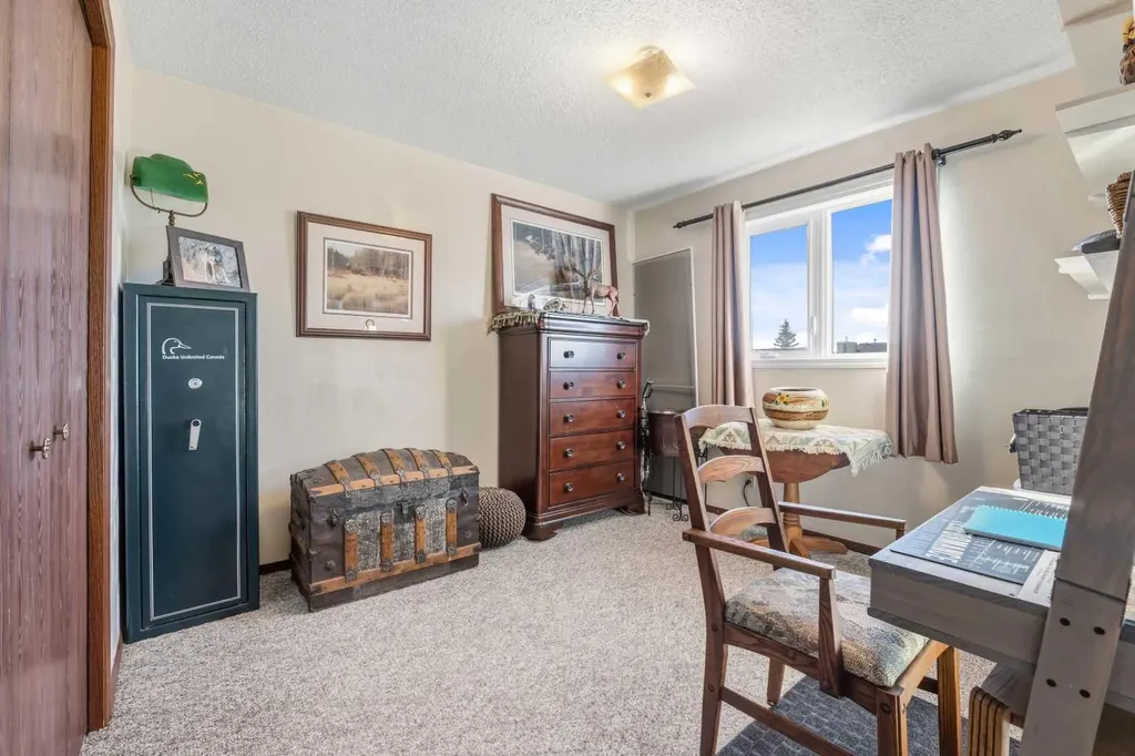 34 Hollinger Drive Swan Hills AB T0G 2C0