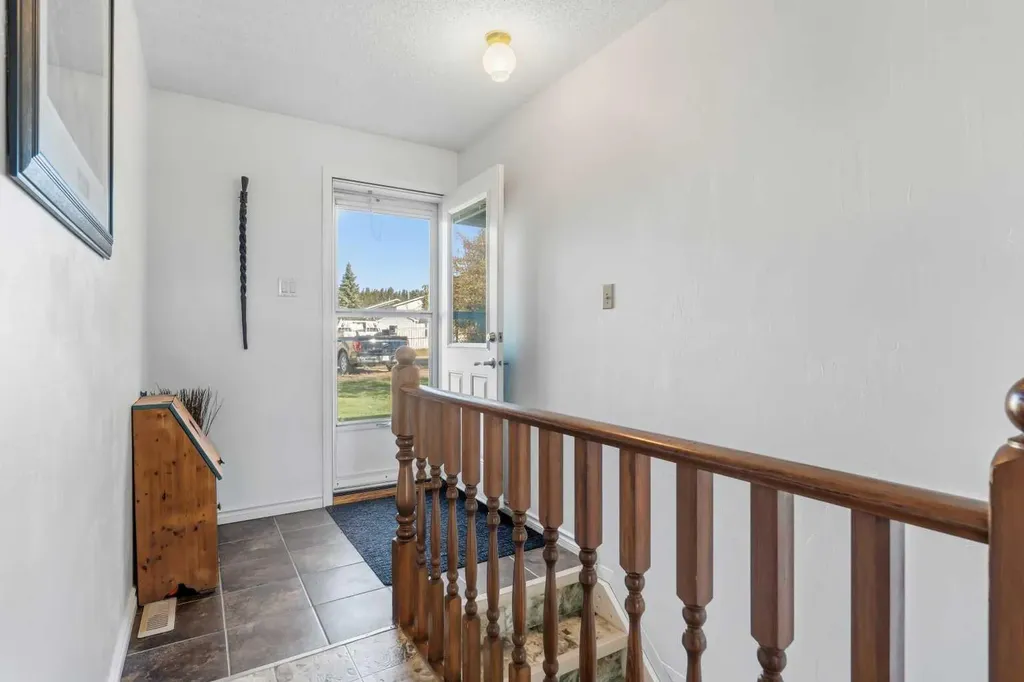34 Hollinger Drive Swan Hills AB T0G 2C0