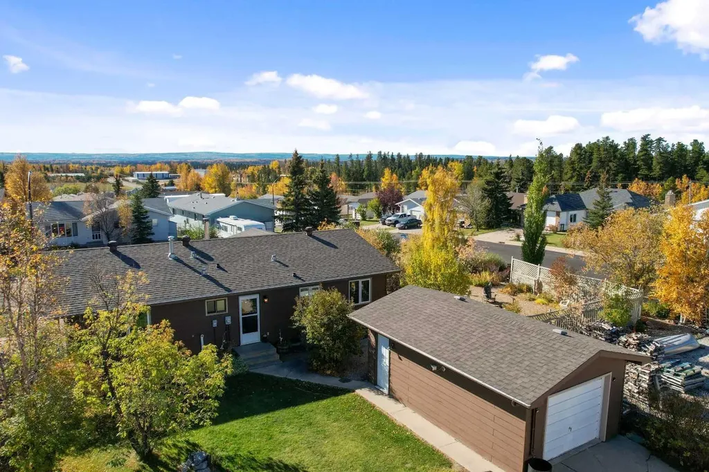 34 Hollinger Drive Swan Hills AB T0G 2C0