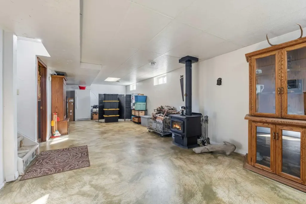 34 Hollinger Drive Swan Hills AB T0G 2C0