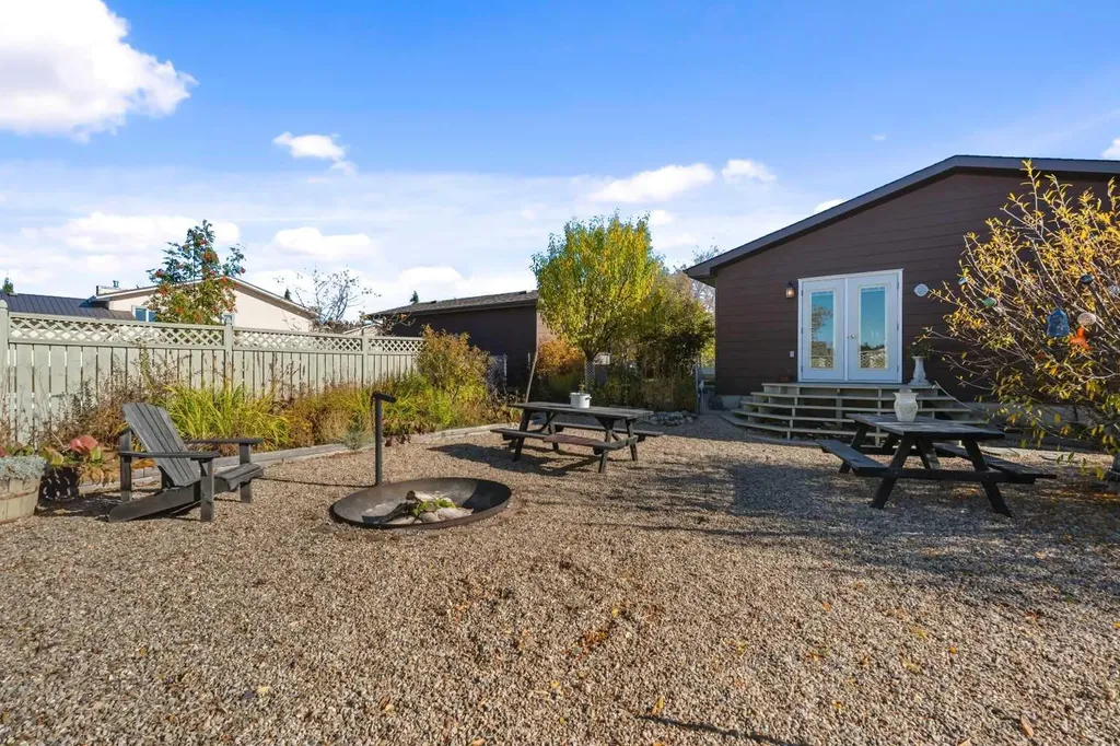 34 Hollinger Drive Swan Hills AB T0G 2C0
