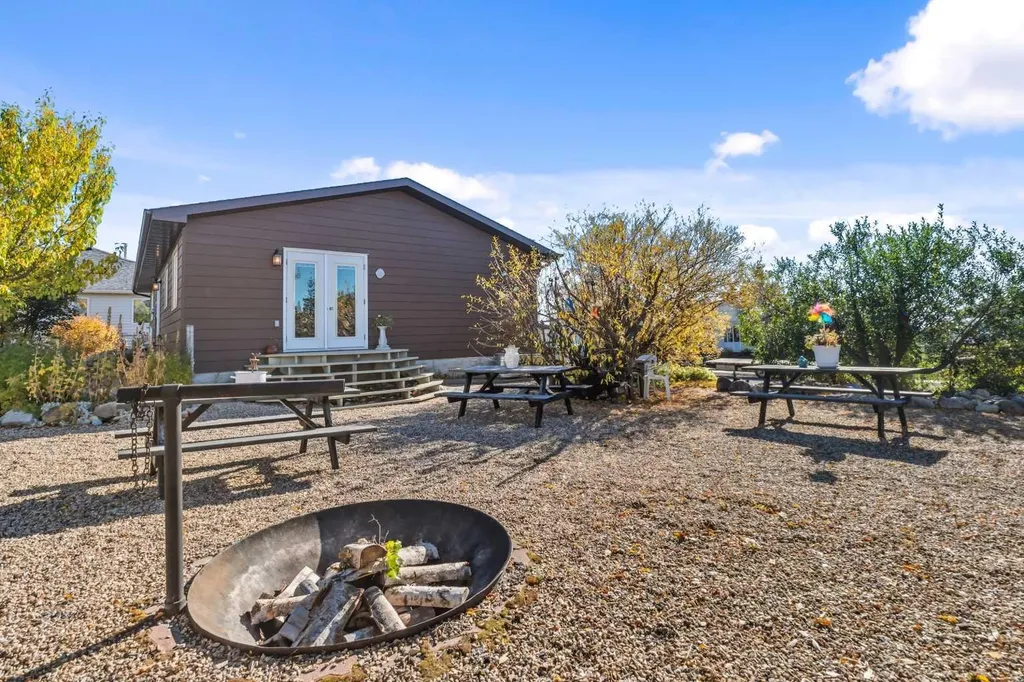 34 Hollinger Drive Swan Hills AB T0G 2C0