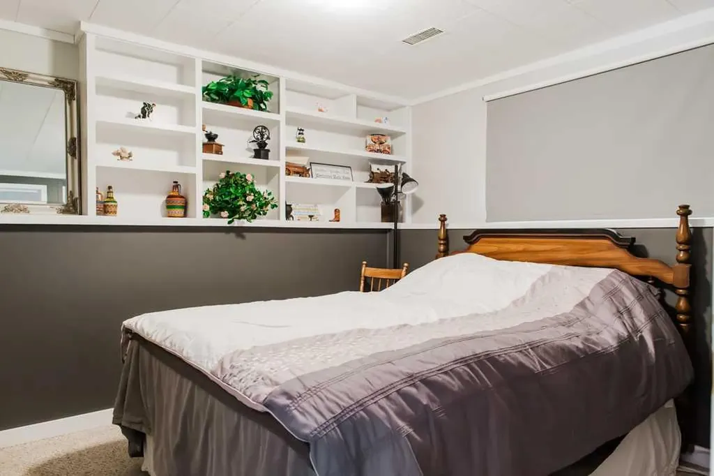 9915 101 Avenue Clairmont AB T8X 5A5