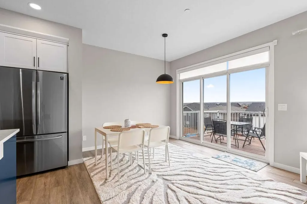 107 Lucas Terrace NW Calgary AB T3P 1P9