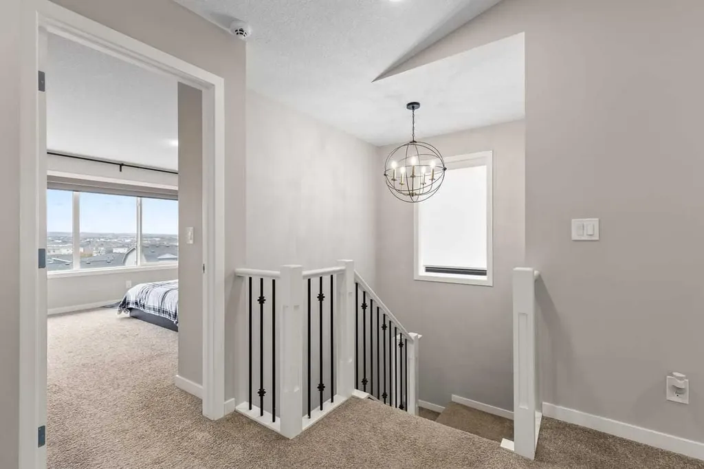 107 Lucas Terrace NW Calgary AB T3P 1P9