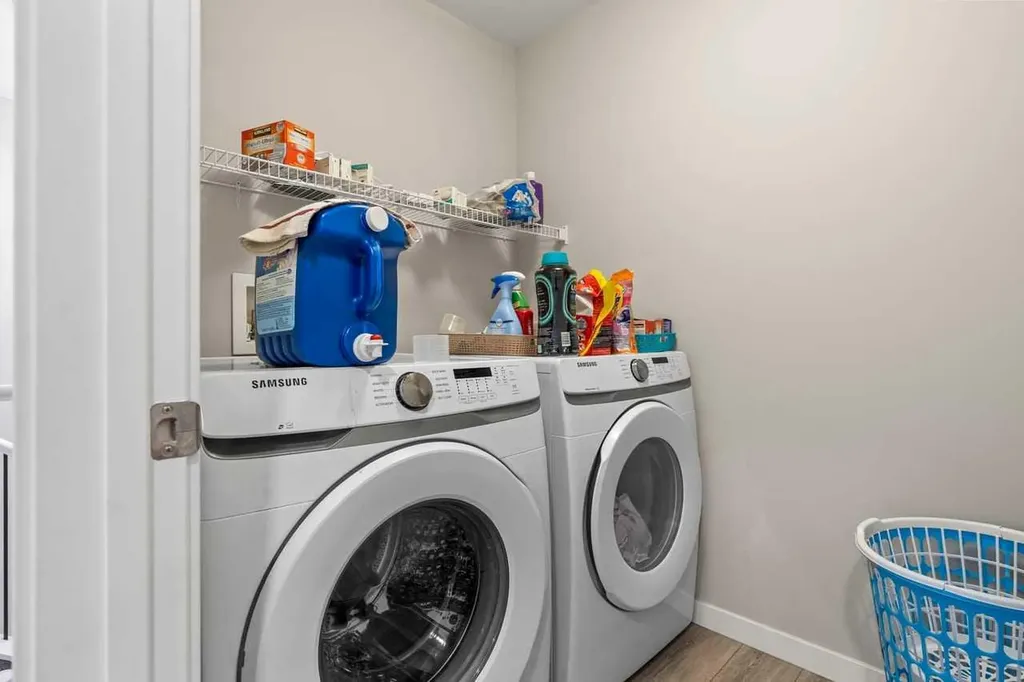 107 Lucas Terrace NW Calgary AB T3P 1P9