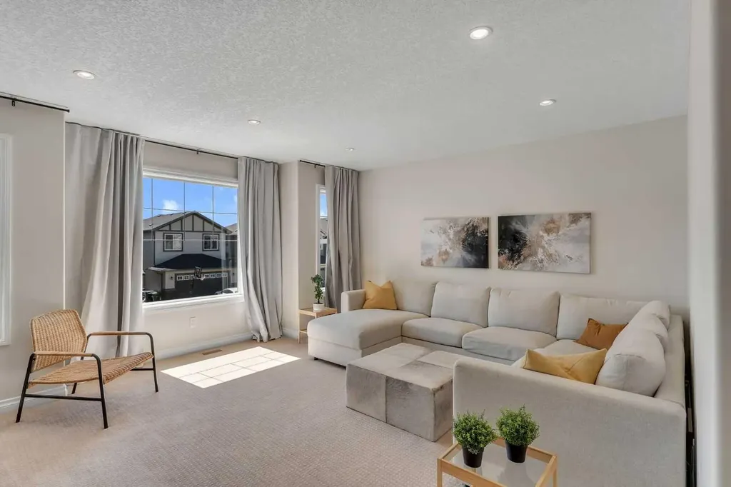 60 Baywater Court Airdrie AB T4B 0A9